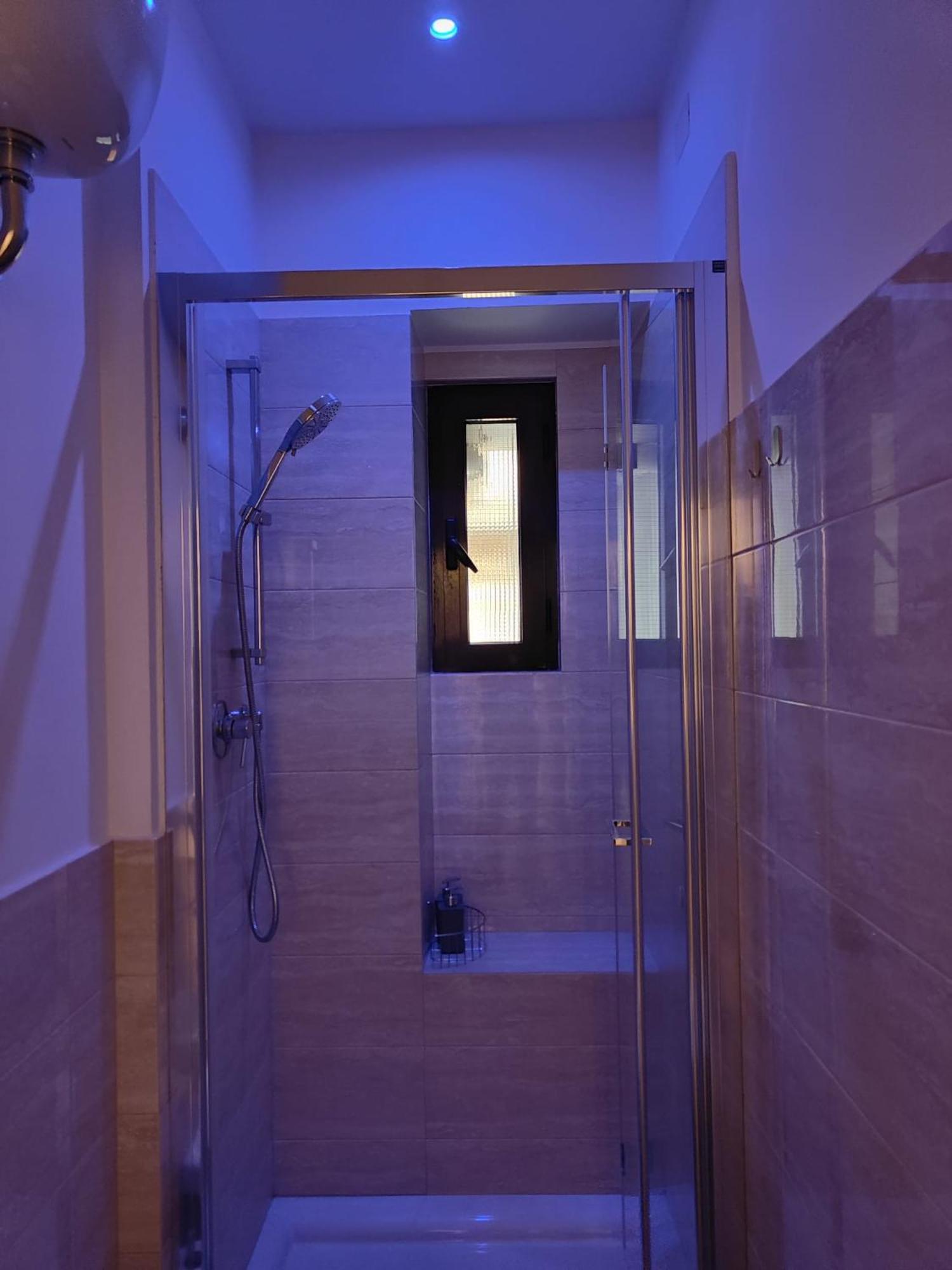 רומא White King Rooms מראה חיצוני תמונה